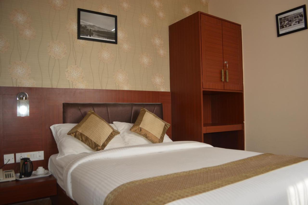 Emerald Suites Koramangala Bangalore Exterior foto